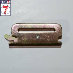 Attache à poussoir pour rail cargo